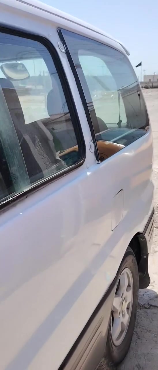 ستاركس للبيع او مراوس موديل لفين رقم ديالى دولي كير عادي محرك ٣٠٠٠ سوبر جديد تبريد شغال كامل بس تشحن غاز  تخم تاير مكان سيارة بغداد سعر ٦٥ورقه تصل على رقم هاتف ***********
