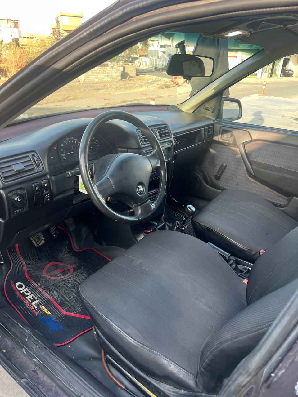 سـڵاو هاوڕێیانی خۆشەویست ❣️
مـاشاللە لـە مـاڵی هـەمـوو لایـەك
ئـۆپـڵ مـۆدێـل 1992 مـەڪینە 20ی گێڕ عادی 
ئـاڕم پـلاستـیك سـلێمـانی 
ماشاللە بەنزین هەرناخوا ئەرفلۆی بیلادی لەسەرە بەشەرت
ڪامل بۆیاخ شوشەیی کراوە ناو و دەرەوەی شووشە لۆك
چوار ویل و تایەی لۆك هەرچی گڵۆپ گیانی هەیە ئیش ئەکات ناو گێچ کامل ئیش ئەکات گەرمی ئیش ئەکات لە ڕوو بەڕوو لە  ڕەسمەکان جوانتر نەبوو گلەیی بکە موشتەری تێل بکە .،    ژ.م : ***********  #ادمین🌹
