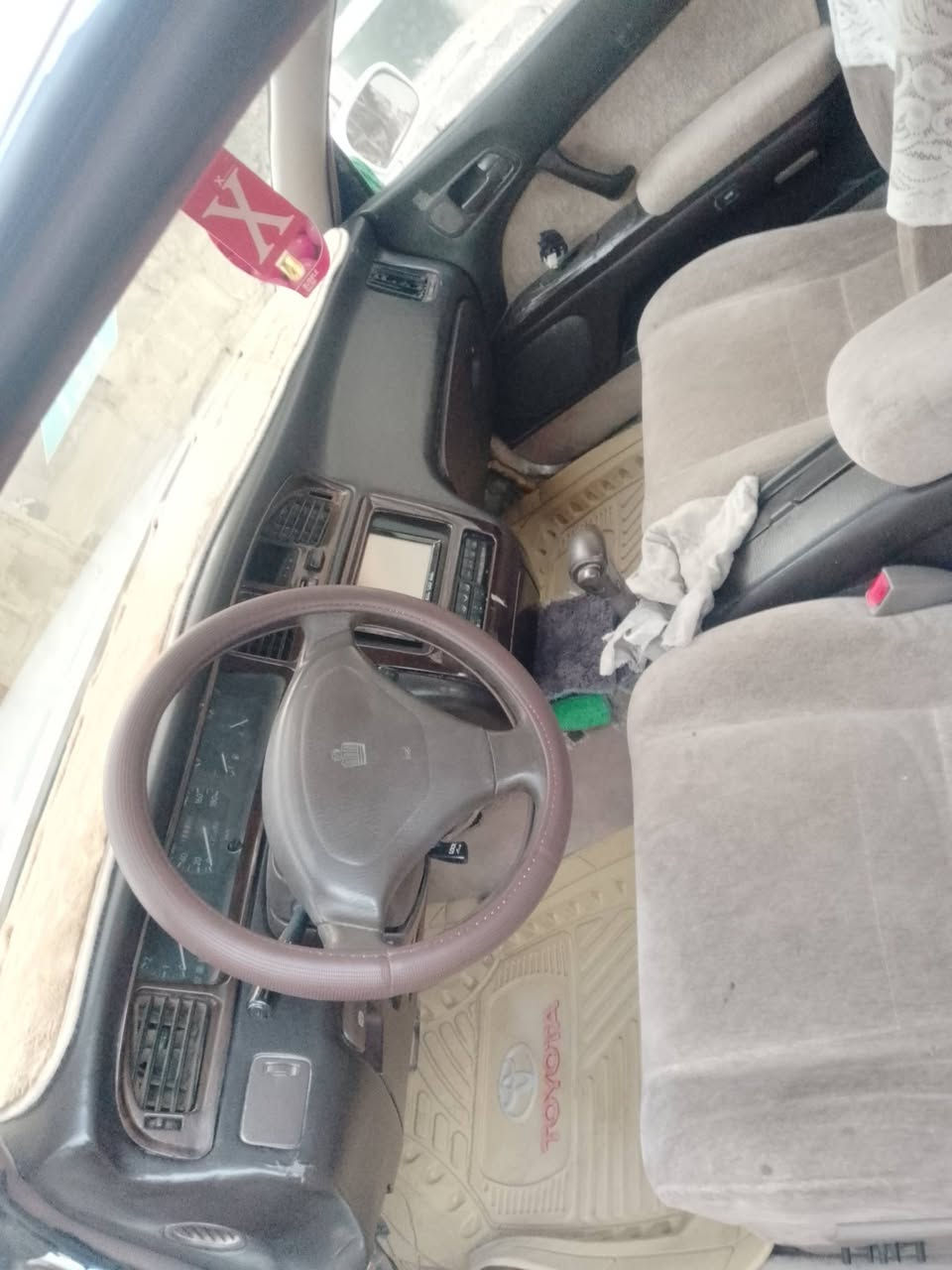 سلام عليكم كراون بطه البيع سياره جاهزه مال جناي مكفوله كصه ضربه قويه نقل جثه صولياته كله جاهزه كهرباياته شرط تبريد يشتغل فقط نقص غاز سنويته 2027مكينه كير حاويه توني شادهن شاشه ياباني اربع سماعات خوان سياره مثل ماموضح بل صور سعره 53وبيه مجال بسيط فقط حك جيه مكانه الدوانيه رقمي ***********
