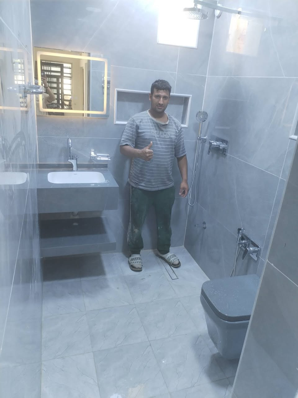 ***********
خلفه صحيات ماء مجاري شغل حديث
