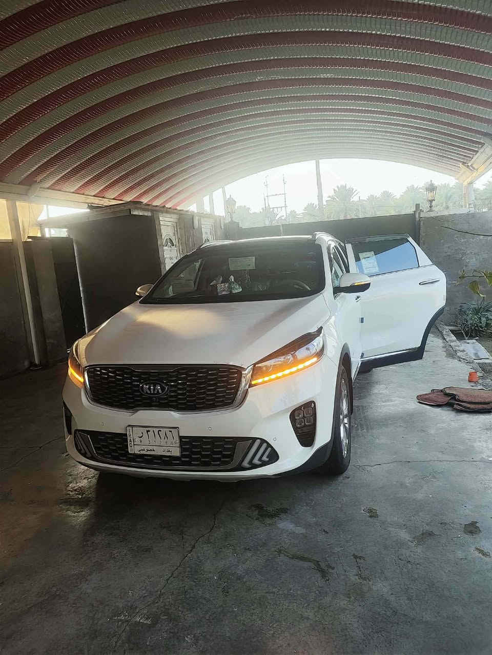 السلام عليكم كيه سورنتو موديل 2020 خليجيه،كويتيه فول مواصفات واحد على واحد بني رامه  اربع كاميرات فور ويل تتفه تبريد بلكشنات سته سلندر بصمت ابواب ماشيه 60  السعر 295 مكان   كربلاء المقدسة رقم الهاتف ***********
