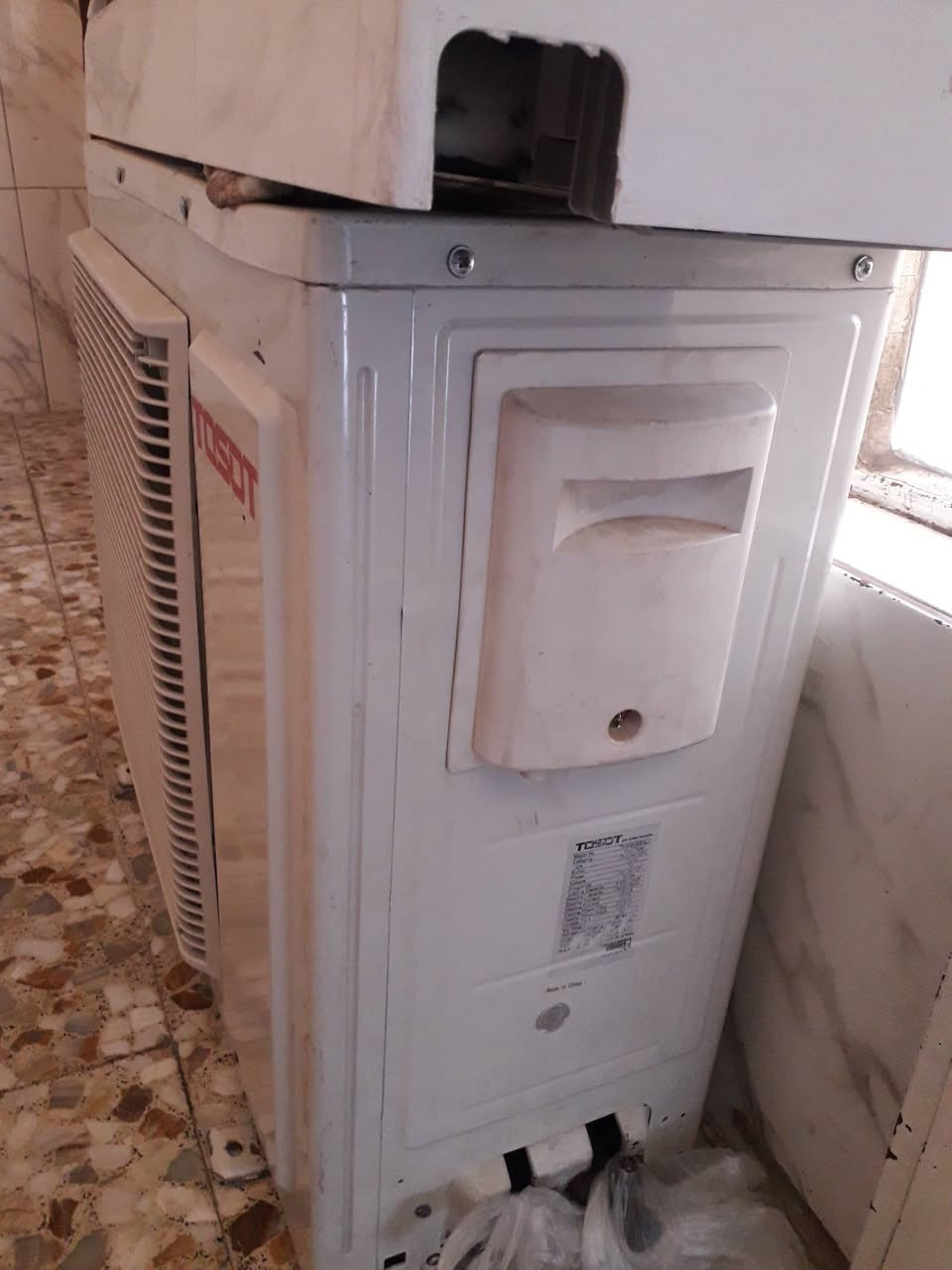 توسوت ٢طن غاز مقفول
بغداد 

***********
