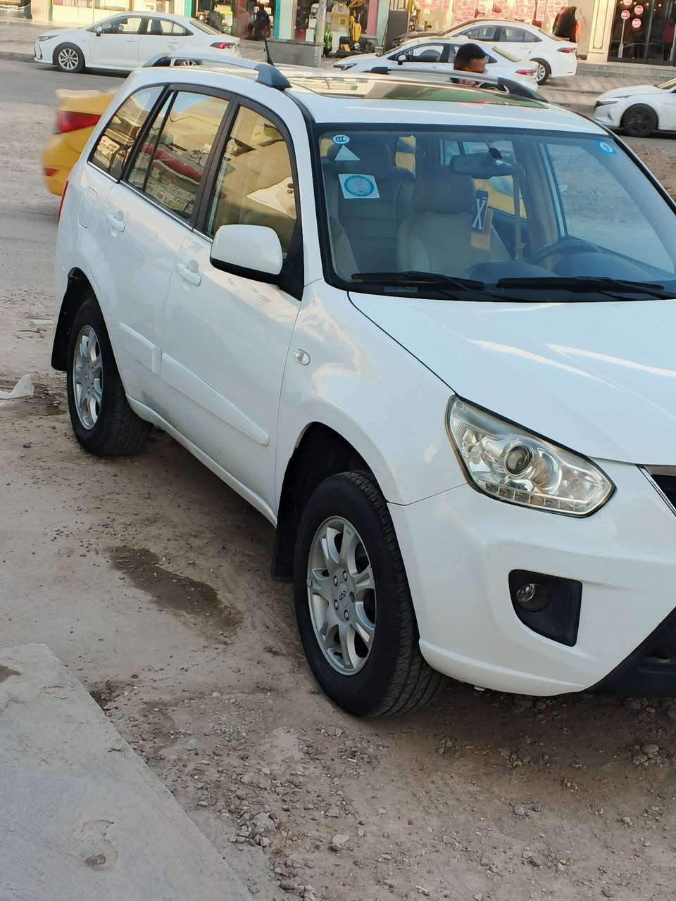 سلام عليكم
شيري تيكو 2013
محرك 1800 مكفول 
كير كهربائي مكفول 
تبريد بشرط 
ماشيه 95
سياره احلا من صور  حلوه  ونضيفه وما متعوبه والعافيه على لياخذه 
بيه شبرين صبغ بين لبابين  سايق 
لباقي كفاله من صبغ أو خياس 
*********** للاستفسار
