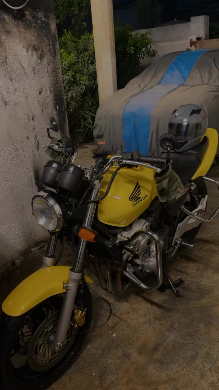 سلام عليكم سيبي فور موديل 2016 جيل ثالث للبيع الدراجة مصار شهرين من شتريتها اول واحد ركبها اني الدراجة نضيفة شوفت عينك مابيها اي نقص بيها اوراق فقط السعر 25 ورقة العنوان تكريت للتواصل. *********** ماستقبل رسأل
