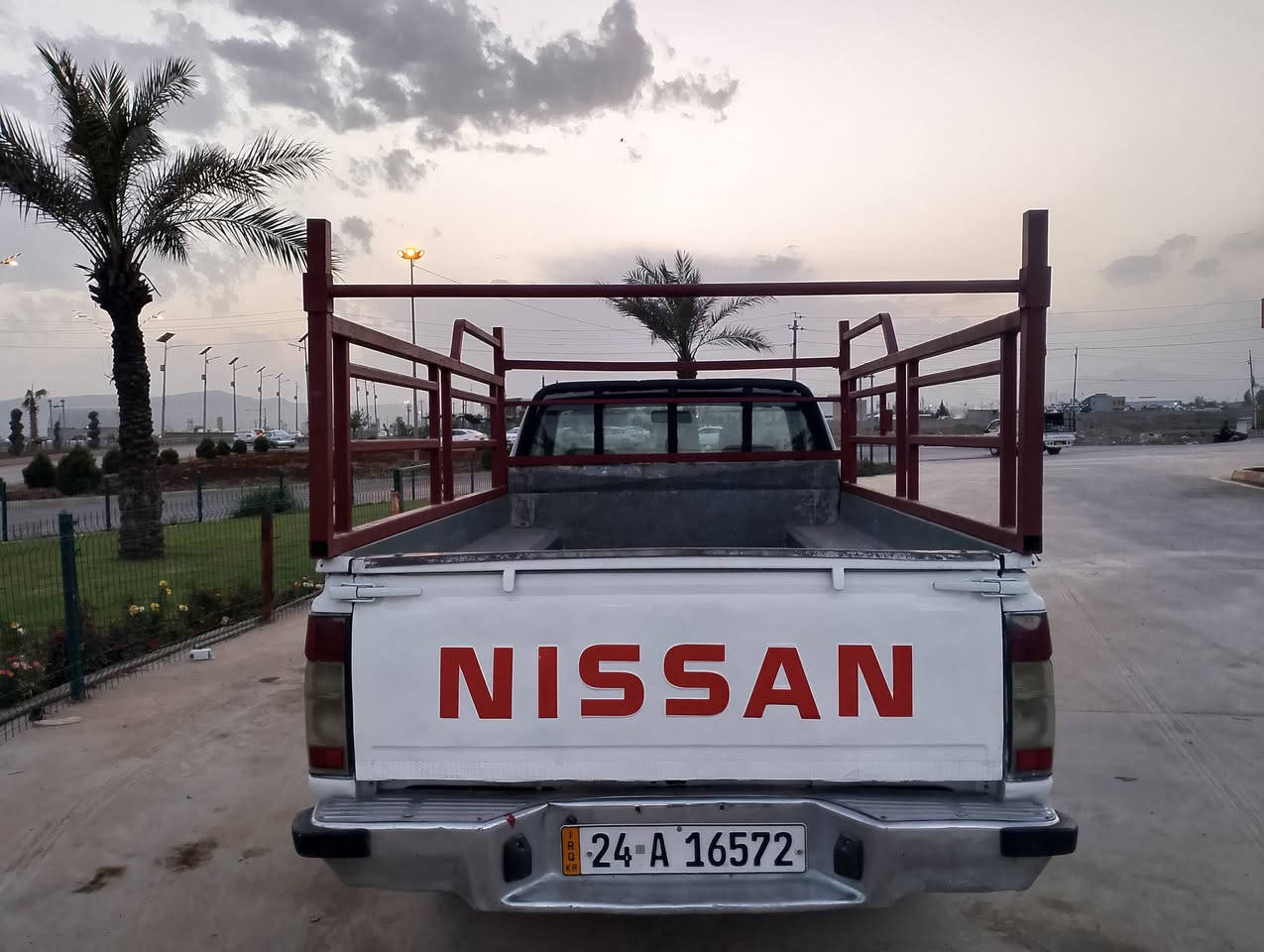 پیکاب نیسان 2001 سەنەوی تا 2030 نویە ڕەقەم دهۆکە وەکالە و تحویل بەشەر گێرڕو مەکینە و تەقەو ڕەقەو بەشەرت سەقفوشانی بۆ یاخی نیە وەرگەڕاو نیە نرخ 70  گەڵا 
***********
