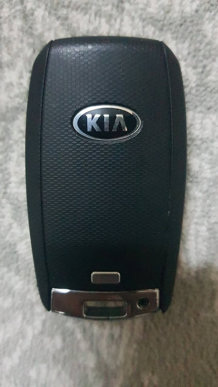 السلام عليكم للبيع بصمه كيا فورتي من موديل 2016 الى 2018 العنوان كركوك السعر خاص بلاديه


**إذا كنت صاحب هذا الإعلان وتريد حذفه لأي سبب، رجاءا أرسل رسالة إلى الدعم الفني**