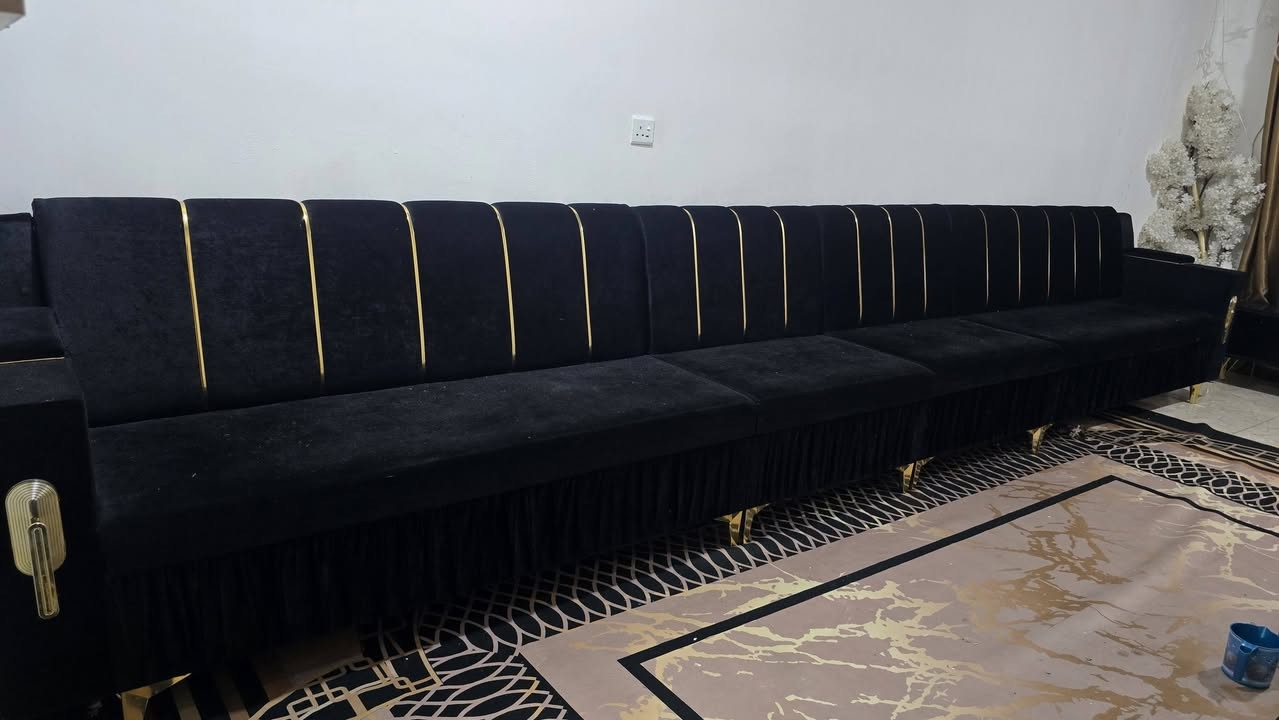 ديوان 11 نفر + ميز بلازمة
نضافة حلوة سعرهن 300


**إذا كنت صاحب هذا الإعلان وتريد حذفه لأي سبب، رجاءا أرسل رسالة إلى الدعم الفني**