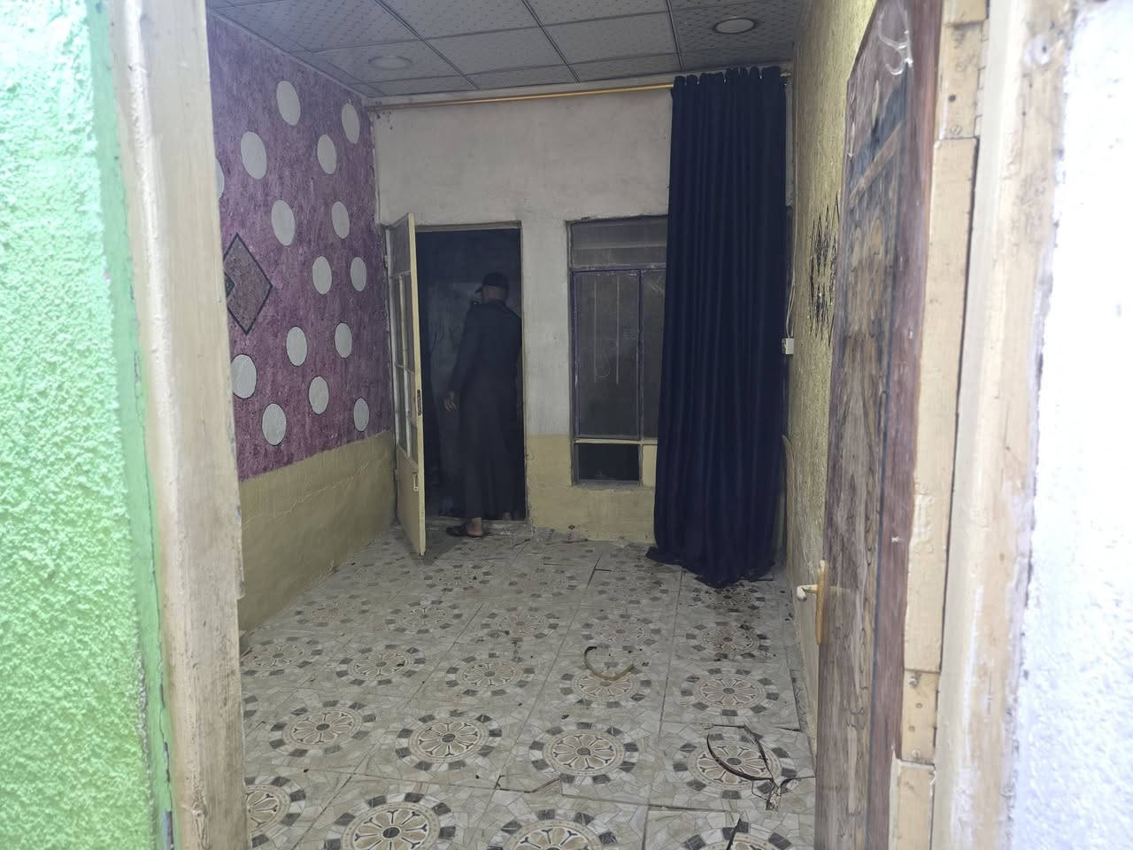 السلام عليكم بيت 50متر بلجاير خلفي البيت سعره45 ***********
