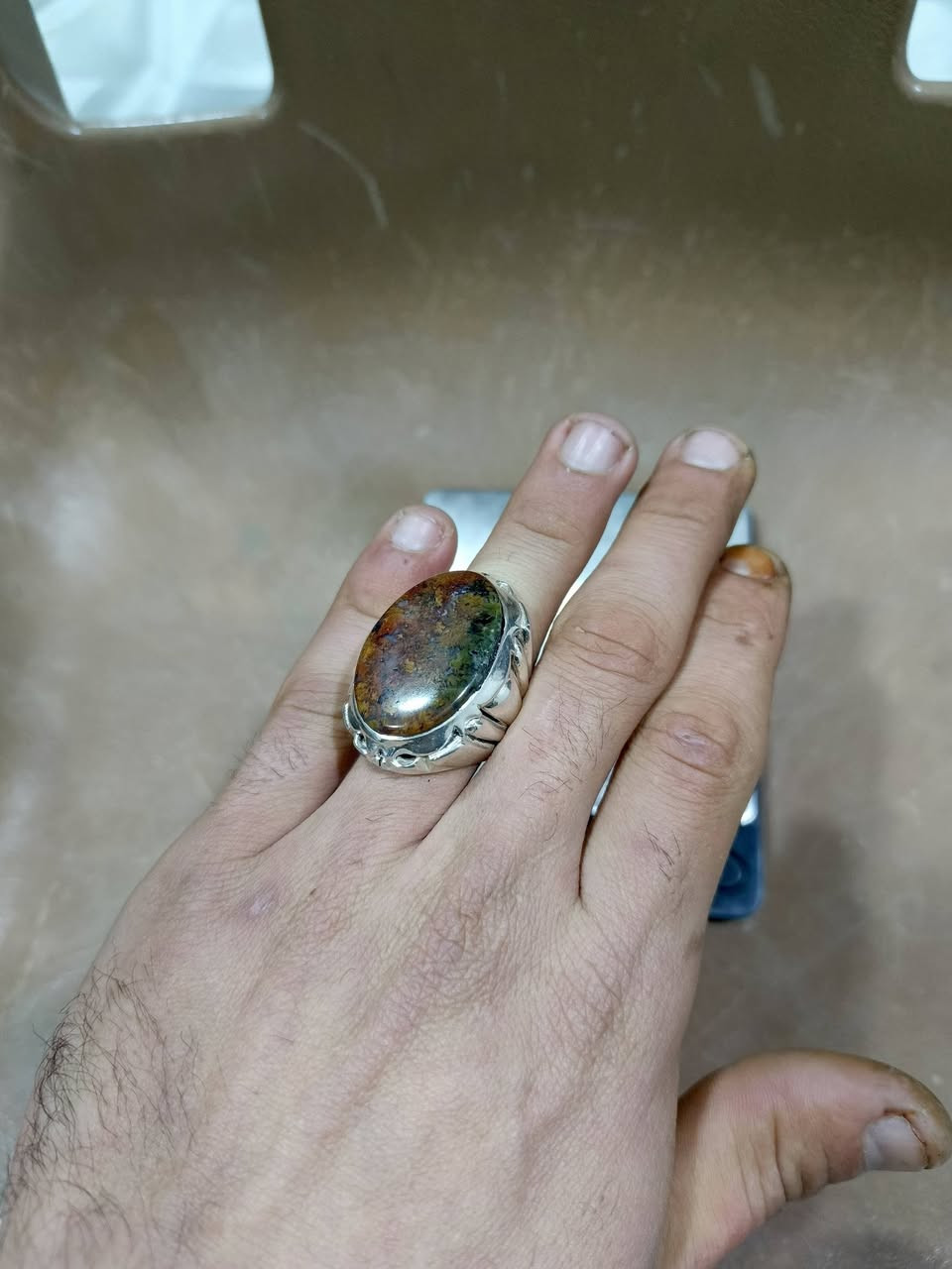 محبس فضة ٩٢٥ طحلبي وزن ثكيل  سعرة ب١٢٠ استفسار خاص او عرقم ***********
