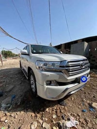 لاندكروزر • ٢٠١٧ • ٨ سلندر ٤٦٠٠