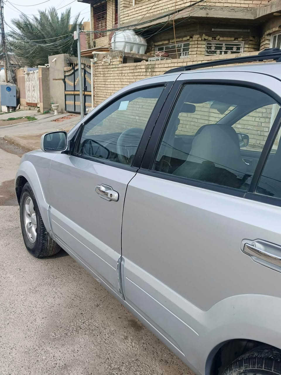 سورنتو ٢٠٠٧خليجي مكينه سته سلندر فول مواصفات بدون حادث بدون صبغ صدر امامي خلفي جديد
سياره كامله للاخير سعرها ٩٥ وبيها مجال 
*********** بغداد, العراق
