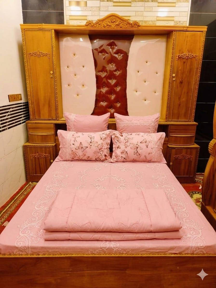 غرفه للبيع ام مسرح ام خمسه طابقين ملحق زاويه كنتوريه طابقين ملحق غرفه حلوه وجديده ضخمه كلش المكان ديوانيه حي العسكري للاتصال على هذا الرقم *********** بي واتساب *********** بي واتساب
