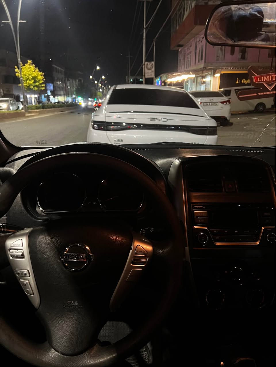 Nisan versa 2016 يك قتعه سبخ رقم سنوي جديد٤ تايره جديدگير مكينه شرط دهوك, العراق


**إذا كنت صاحب هذا الإعلان وتريد حذفه لأي سبب، رجاءا أرسل رسالة إلى الدعم الفني**