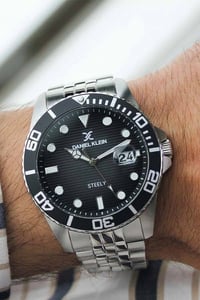 دانيال كلاين • مكينه ياباني • قطر ٤٢مم