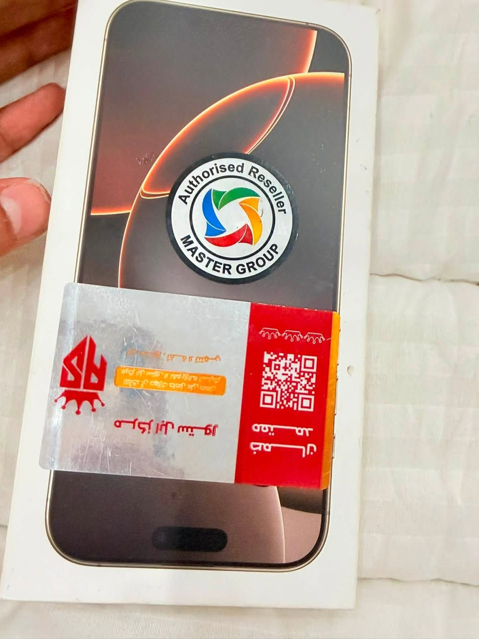 ايفون16برو ماكس لون ذهبي عربي شرق اوسط نموذجm بطاريه91 كفاله من كلشي حته شخط ويا كارتونه وكيبل الاصلي ماله جديد مو شلون ماجان سعره مليون مكاني بصره موجود خط وواتساب مو شراي لاتعبني يرحم والديك***********
