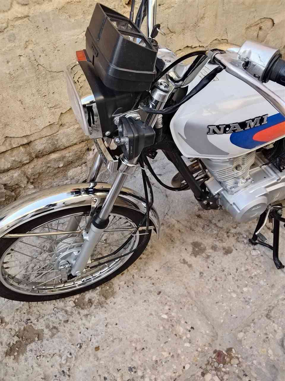 سلام عليكم دراجة نامه موديل 25 أوراق سكنر مكاني دوانيه مامتوجد علفيس سعر 657الرقم***********
