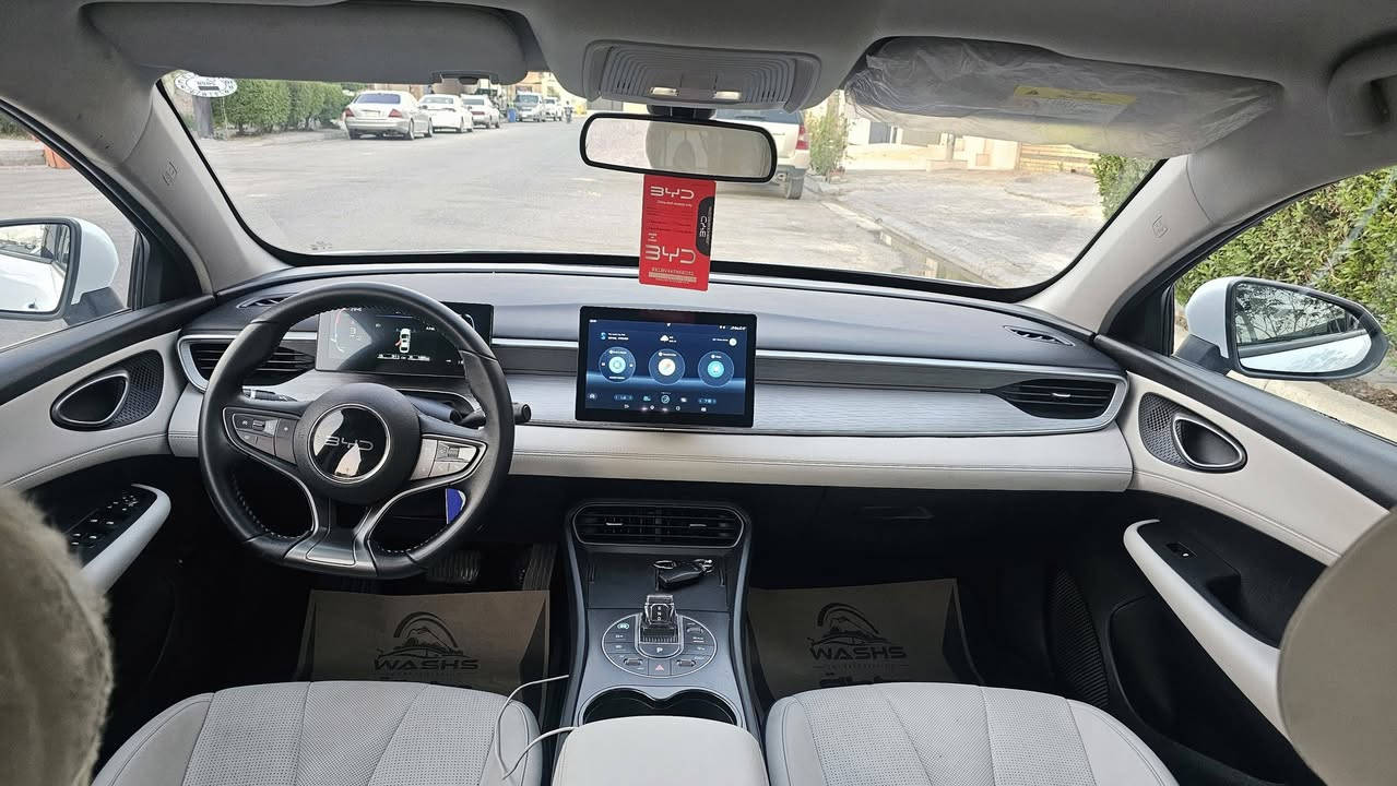 السلام عليكم 
BYD. C 5 رقم اربيل تحويل او وكاله جاهز
بي واي دي سي فايف  
موديل 2025   ماشيه 12 الف 
السياره كفاله ضربه صبغ تبديل 
العنوان بصره 
السعر 125 وبيها مجال 
رقم الهاتف ***********
