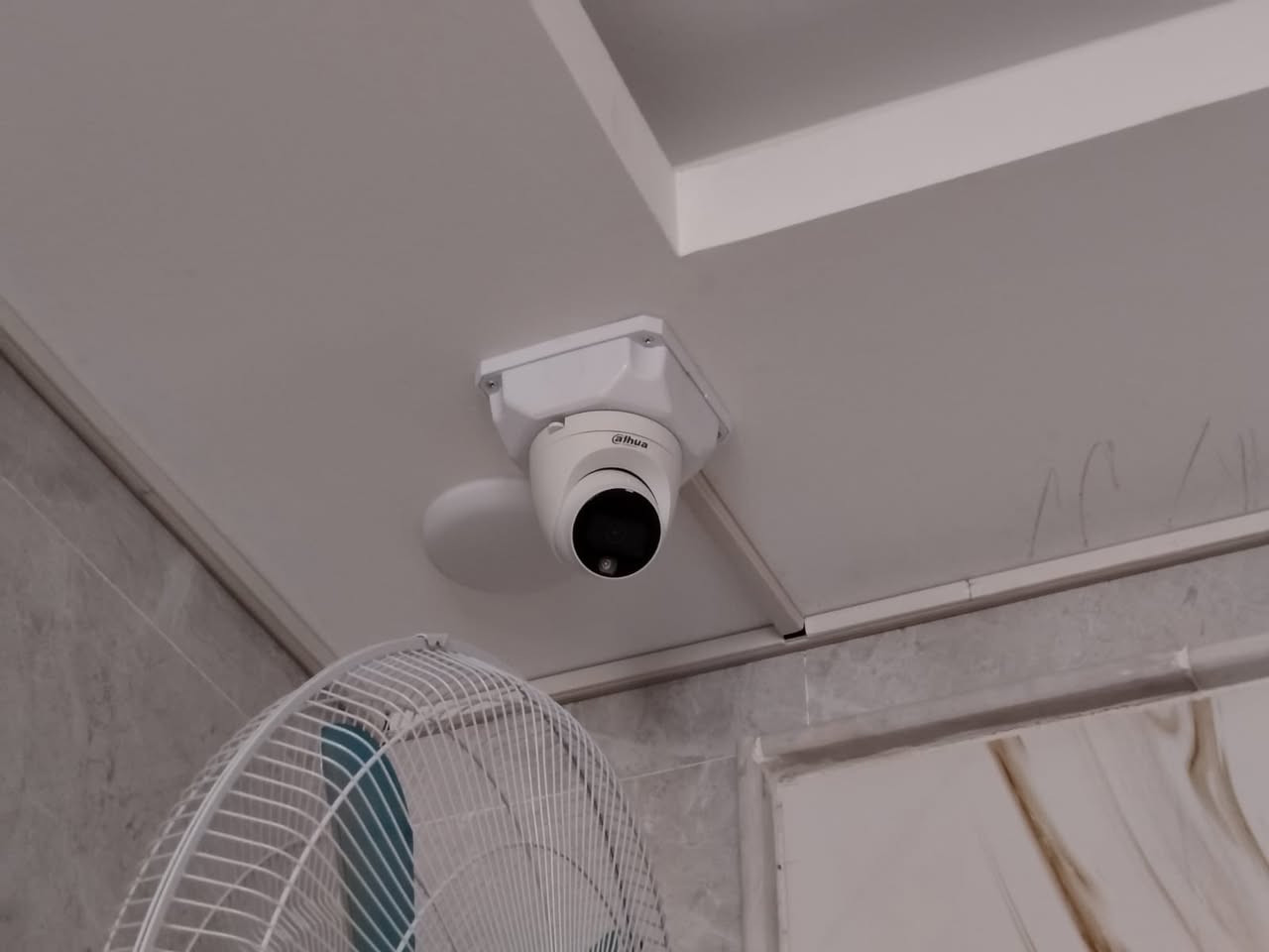 ‭٠٧٧٠ ٢٦٠ ٦٧٩٥‬
