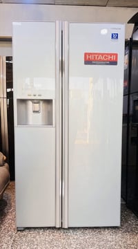 ثلاجة مجمدة وبراد ماء شركة هيتاشي ياباني وكالة قيوان حجم 30 قدم انفيرت...