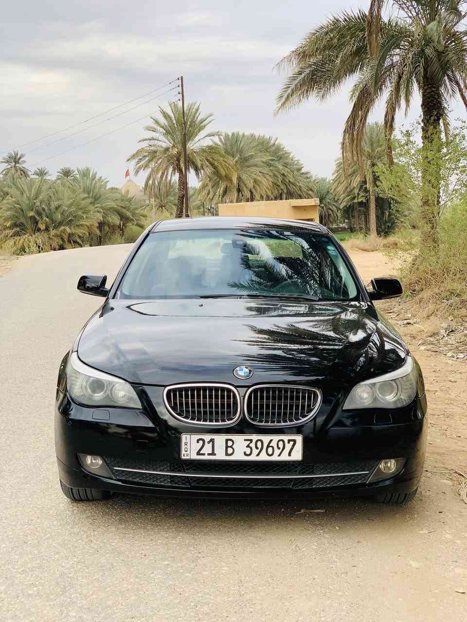 سلام عليكم BMW/e60 
موديل 2009 بدون حادث 
مصبوغة عام صبغة درجة اولى على ايدي
نوزل قصير مكينة 530.سيارة جديده معنى الكلمه 
سيارة جاهزه من كلشي حداديه تخم تاير 
تبريد سيارة فول مواصفات عدى الفتحة 
سعر 115.وبيها مجال 
***********
***********
