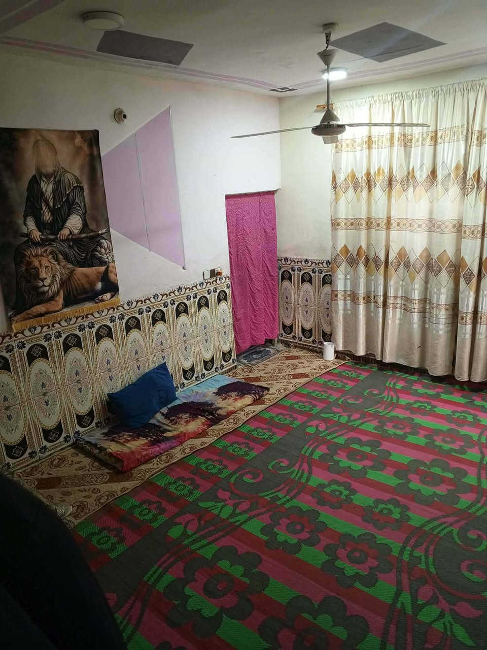 بيت للبيع يرهم مروس بل حي النصر ***********
