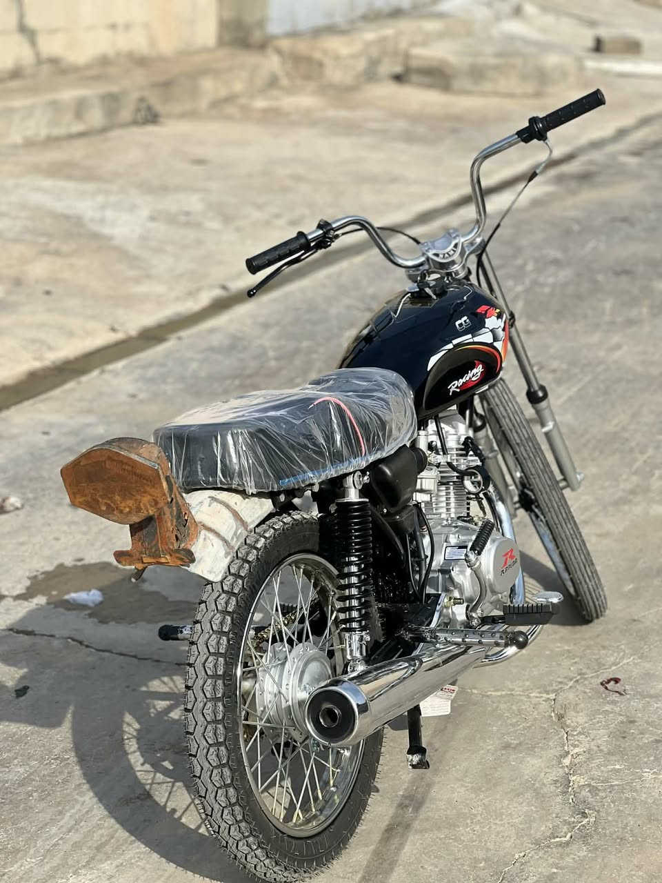 السلام عليكم دراجه للبيع رابيدو 2026 شرط دراجه كل عيب ما بيه افحص وين ما تريد دراجه شرط صار 10 تيام معمر سعر 575 بيه مجال شي بصيط شراي اتصل عل رقم *********** مكاني حي حجاج
