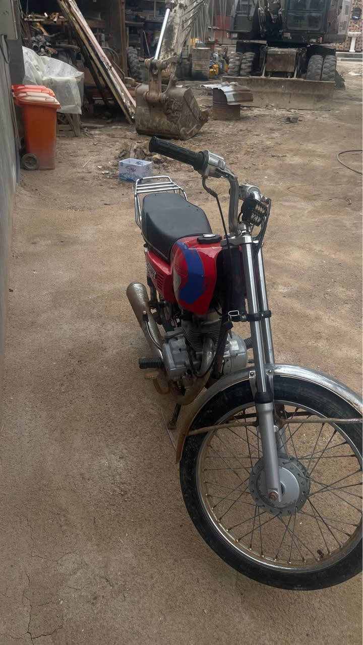 عليكم دراجه نامه شلامج اصل مكينه نامه مفتوحه مرا وحده فقط دراجه دوات مكفوله من سرقه وحلاه من صور تجي وشوف بعينك سعر 450
وبي مجال البصرة ابو الخصيب *********** ابو الخصيب, البصرة
