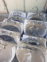 مغاسل كاملة • ٦٠ وحدة