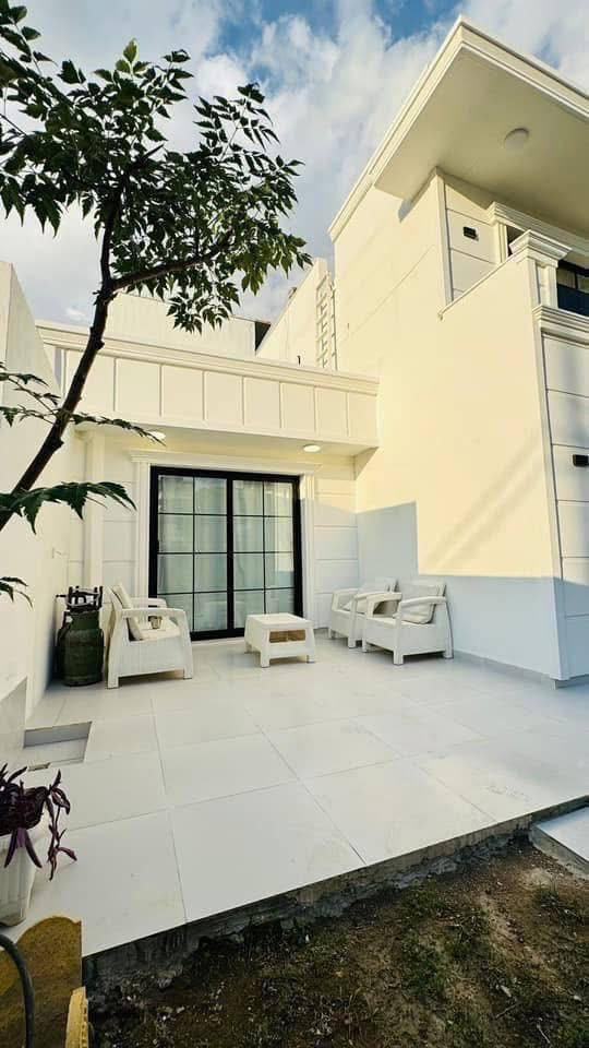 #بيت_مميز بنظام الاقساط في مجمع اوزال ستي Ozal City
172M
 3 غرف نوم 
صالة
مطبخ
سعره : 75000$
ومطلوب : 12 مليون دينار شهريا : ٢٥٠ الف
￼⁨
📸 السعر والصورة متوفرة على قناتنا الرسمية في التليكرام 👇
🔗 https://t.me/aqaratabohssan

📞 تواصل مباشر واتساب أو اتصال:
📱 ***********
📱 ***********

#عقارات_اربيل #شقق_للبيع_اربيل #بيو_لبيع_اربيل  #فلل_للبيع_اربيل #مجمعات_سكنية_اربيل
 #عقارات_كردستان  
#استثمار_عقاري_اربيل #عقارات_بغداد_سليمانية_اربيل  #عقارات_شمال_العراق  

⬅️ الأسعار والصور داخل القناة… لا تفوّت الفرصة

تابعنا الان وشوف احدث العقارات يوميا 🏘️
🔗 https://t.me/aqaratabohssan
