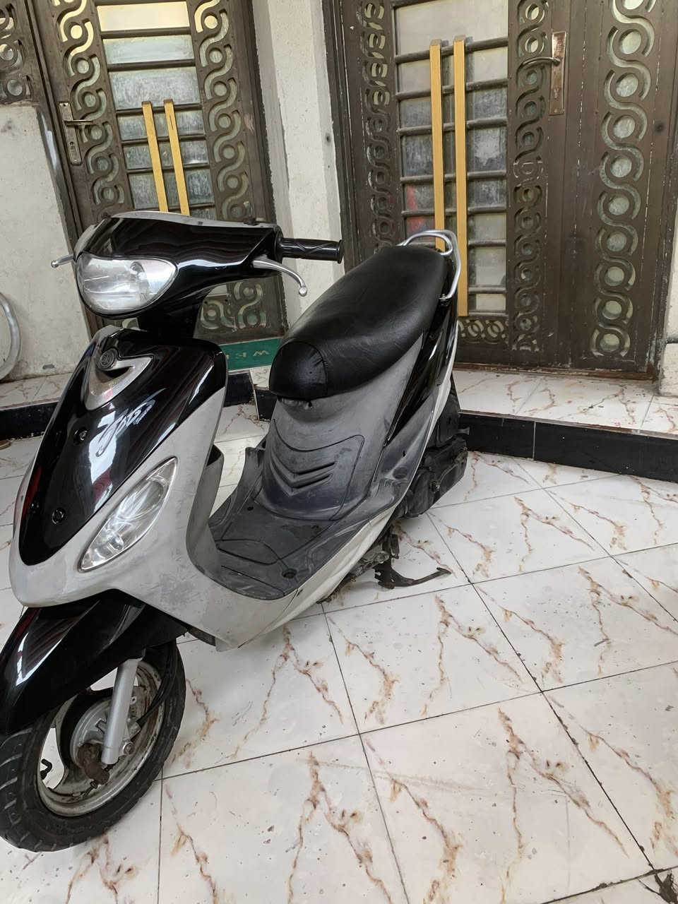 ماكس بلاديه شررط كفاله عامه رمبه ماخذه ع ايدي سلف هندر شاير كلوبات عدادات مكينه خرررسه شرط لا ملعوب بيه ولا مفتوحه 49 بلاديه مكينه لا صوت لا نضوح دهن لا تبخير لا تنقيص كفاله عامه من كل نواحي وبعد انضف من صور ومختمه كله السعر 850 البصره التنومه الكوات الرقم ***********
