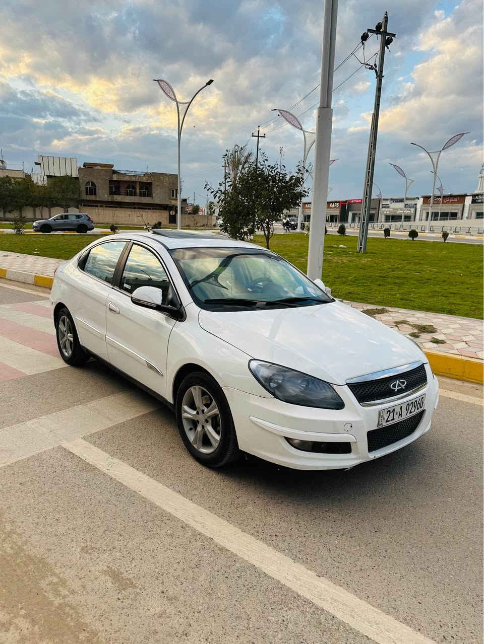 شيري A3 مديل 2013 داخل كريمي 🖤💛
مواصفات خدمات شاشه كامره سنتر لوك بيلاد جام كهربائي تحكم ستيرن مثبت سرعه ويل كروم 🚙 وبيها دفتر بانزين ⛽️ 💥 💥
صبغ  قطعه ونص🤍
كير اوتو ميكانيك محرك شرط لا صرف ولا بخار🩵
سياره جاهز مال بيت بدون نواقص ⛺️ 💥
رقم  سنويه هيزه جديد لحد 2031 شرط تحويل  تبريد ❄️ ثلج سعر 63 وبيها مجال مكان سيارا كركوك "***********"📯 💥 كركوك, العراق
