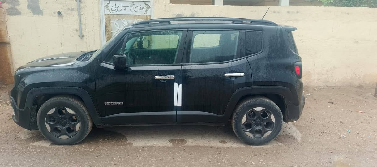 جيب رنكد فول مواصفات موديل 2016 وارد أمريكي بأسمي
كير ومحرك متعهد وتبريد شغال وثلج؛ تخم تايرات
السعر 110وبيها مجال
***********
***********
