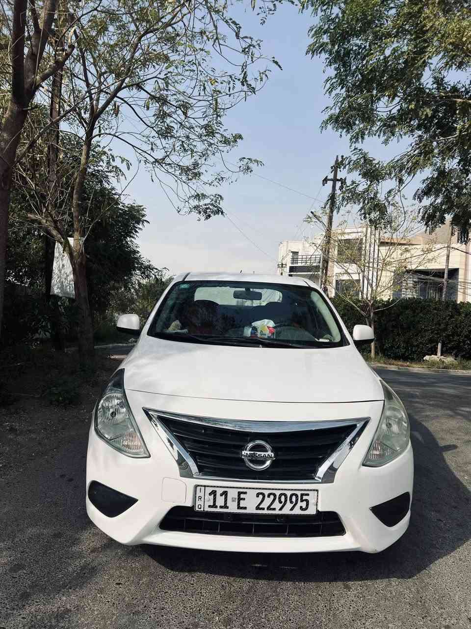 سلام عليكم سني 19
ماشية 65 

رقم بغداد  باسمي 

مكانها الكرخ 

***********
