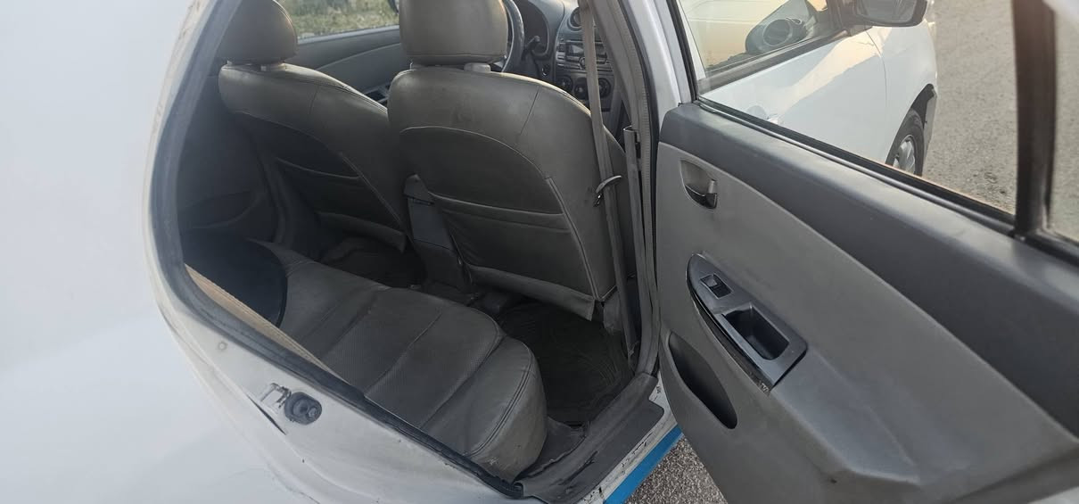بیوای دی  مۆدێل ۲۰۱۳ گێڕو  سەنەوی پلاستیک سەنەوی عاج بە شەرتی ئەوەلیات مەکینە بیلاد  گێڕو مەکینە و کارە بای کامل بە شەرت  چوار تایەی تازە چوار ویل تازە پلاکو نۆزڵ تازە   کوشن جڵت تەبریت لە سەر سیوچ پاوەر     بەگلایت تازە بۆی گۆڕاوە  هەر دوو گەوەرەکەو هەر دوو بچوکەکە تازە بۆی گۆڕاوە کۆنەکانیش بە هەدیە ڕۆنی مەکینەو ڕۆنی گێڕ تازە بۆی گۆڕاوە چوار جام کارە با سڵایت کامل هەمو گیانی وەشەرت  خوار هەمو بازار ۲٨ معامەلەی برایانە ۰۷۷۱٥۳٤۷٤۷٤ ۰۷٥۰۱۰٦٦۱٨٦ بازیان السليمانية, العراق


**إذا كنت صاحب هذا الإعلان وتريد حذفه لأي سبب، رجاءا أرسل رسالة إلى الدعم الفني**