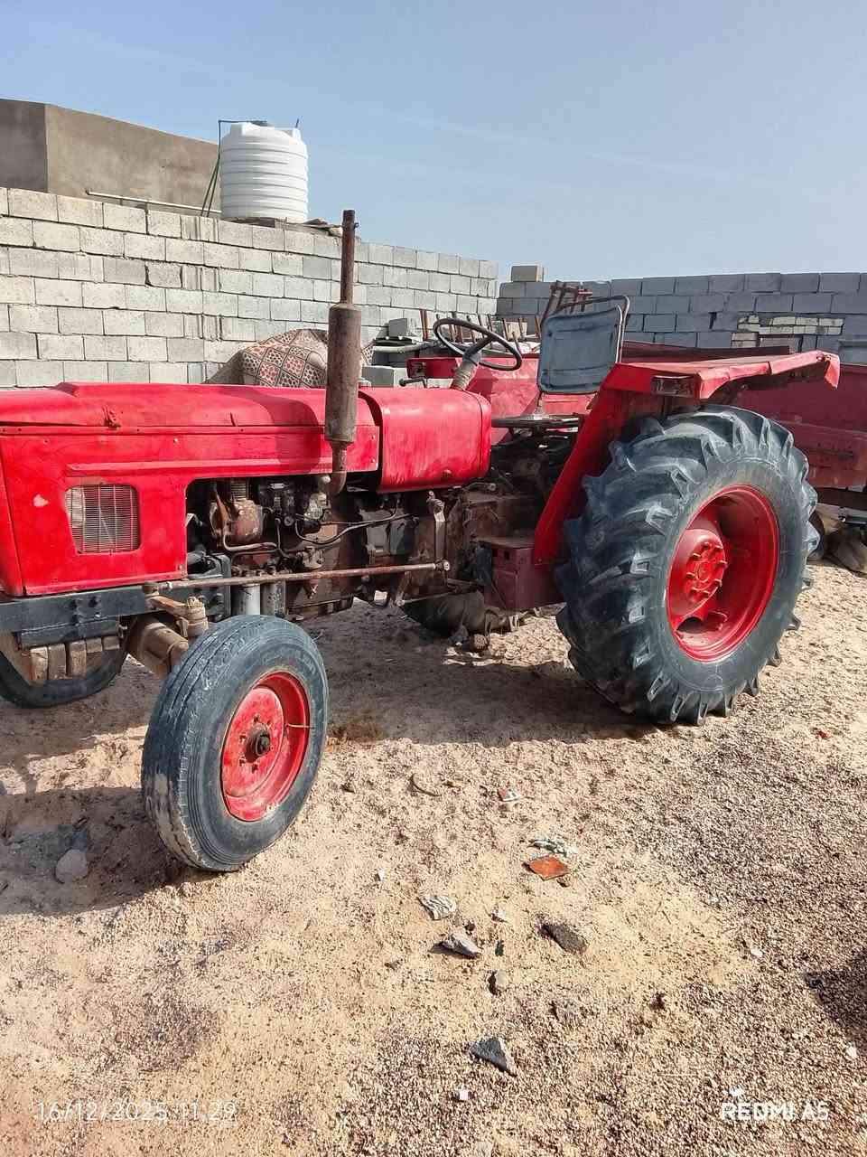 سلام عليكم مكينه عنتر البيع مكفوله مكينه وكير واكسن سدر جديد تاير جديد رقم وسنويه نحف تحويل مباشر موديل٨٩ مكان بل بصره ***********  ***********
