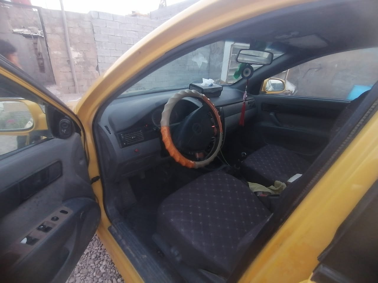 سلام اوبترا تكسي كير عادي رقم كربلاء موديل 10 خليجي شركه العامه محرك وكير نضيفات كهربائيات كلها شغاله بيها صفحة العبري الباب الخلفي والهلال بارد ومعجون وبيها خياس الذيول سنويه منتهيه قبل سنه غرامات صفر هيئه مال سنه عليه اصفرها مالك موجود يمته ماتريد يحول مكاني نجف كوفه السعر ٤٨ وبيها مجال للاتصال ***********
