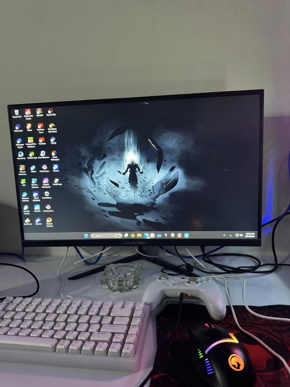 السلام عليكم 
هاي التجميعة للبيع 
  • المواصفات 
‏
‏• المعالج (CPU) :AMD Ryzen 5 5500
‏• .كرت الشاشة (GPU): NVIDIA RTX 5050 بسعة 8 جيجابايت من شركة GALAX
‏• اللوحة الأم (Motherboard): ASUS B450m.
‏• ذاكرة الوصول العشوائي (RAM): 16 جيجابايت بتردد 3200
‏• وحدة التخزين (SSD): M.2 بسعة 512 
‏ • مزود الطاقة (PSU): 650w
‏
‏⛔ اخوان التجميعة كل قطعها جديدة وكراتينها موجودة كاملة اشتريتها الثلاثاء الفاتت واستعمال خفيف وبيها ضمان سنه استبدال على القطع كلها  ووين متريد تفحص افحص 
‏مكاني السيدية 
‏السـعر 930 وبيها مجال وانطي وياها يوبي اس 1800 وكيبل نت من الراوتر للـ pc 
20m
 تواصل *********** واتساب‏
‏
‏
‏
