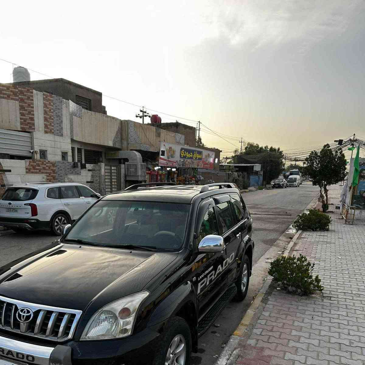 برادو موديل 2009 كويتي فول الفول 
رقم بصره انكليزي بسمي هزه جديده 
مكينه وكير وحداديه كفاله تبريد ثاج
6v  فورويل فتحه 7 اراكب السياره فول واحد على واحد بيها قطعين صبغ قبق الجنطه وباب والباقي كفاله السعر 128    ماكو هيج سعر بيع سريع مكاني كربلاء ‭***********‬ 
غير متواجد على الخاص Singapore
