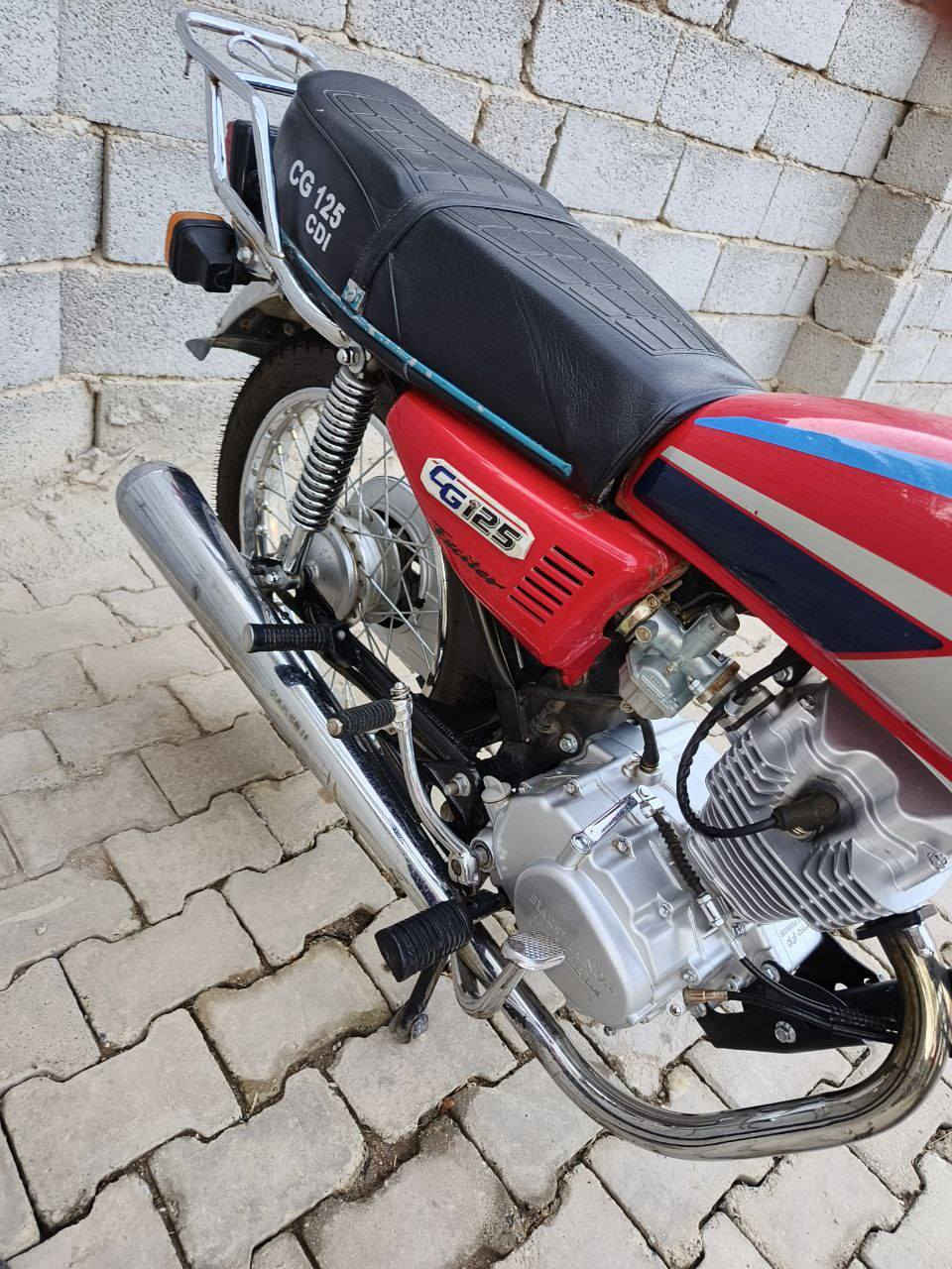 السلام عليكم دراجة للبيع موديل 24مكاني كربلاء الحر رقم ***********
