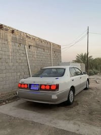 تويوتا كراون • ٢٠٠٢ • رقم بصره