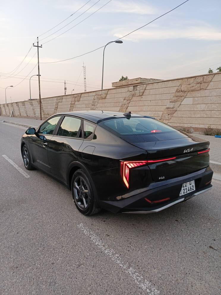 للبيع K4 موديل/ 2025/ دخول جديد 
ترقيم جديد اربيل بئسمي/ وارد امريكي 
حادث خفيف بدون تبديل ليبل واحد
بدون ايرباك بدون دواخل قبغ جنطه صبغ 
ونص جاملغ خلفي صبغ فقط والباقي مكفول شرط الفحص بجم ابلادي شركه 
السياره ماشيه مشي امريكى 9000 فقط 
حجر البيئه رادارات كله ابلادي 
السياره جاهزه وجديده اي نقص مابيه 
-----------------------------------------------------
فول مواصفات عدا الفتحه وجلد
داخل السياره لونين/ محرك 2000 دوش
لمعرفة السعر وباقي اتفاصيل اتصل 📱 
هاتف متوفر وتساب كورك اثير 
***********// *********** بغداد, العراق
