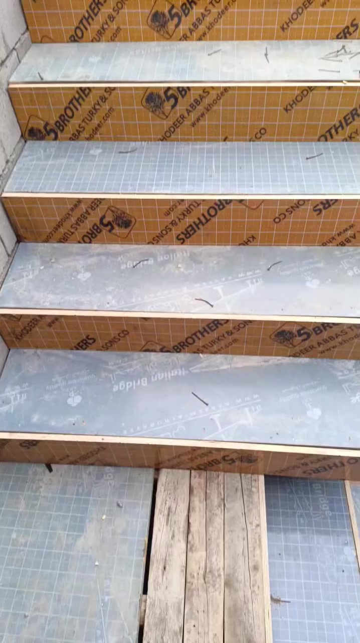 سلام عليكم نجار قالب نضيف نجاره وحداده حسب الطلب اسعار  مناسبه شقل هندسه نضافه مصداقيه 
بناء هيكل كرستا وعمل
*********** احمدالعيداني
