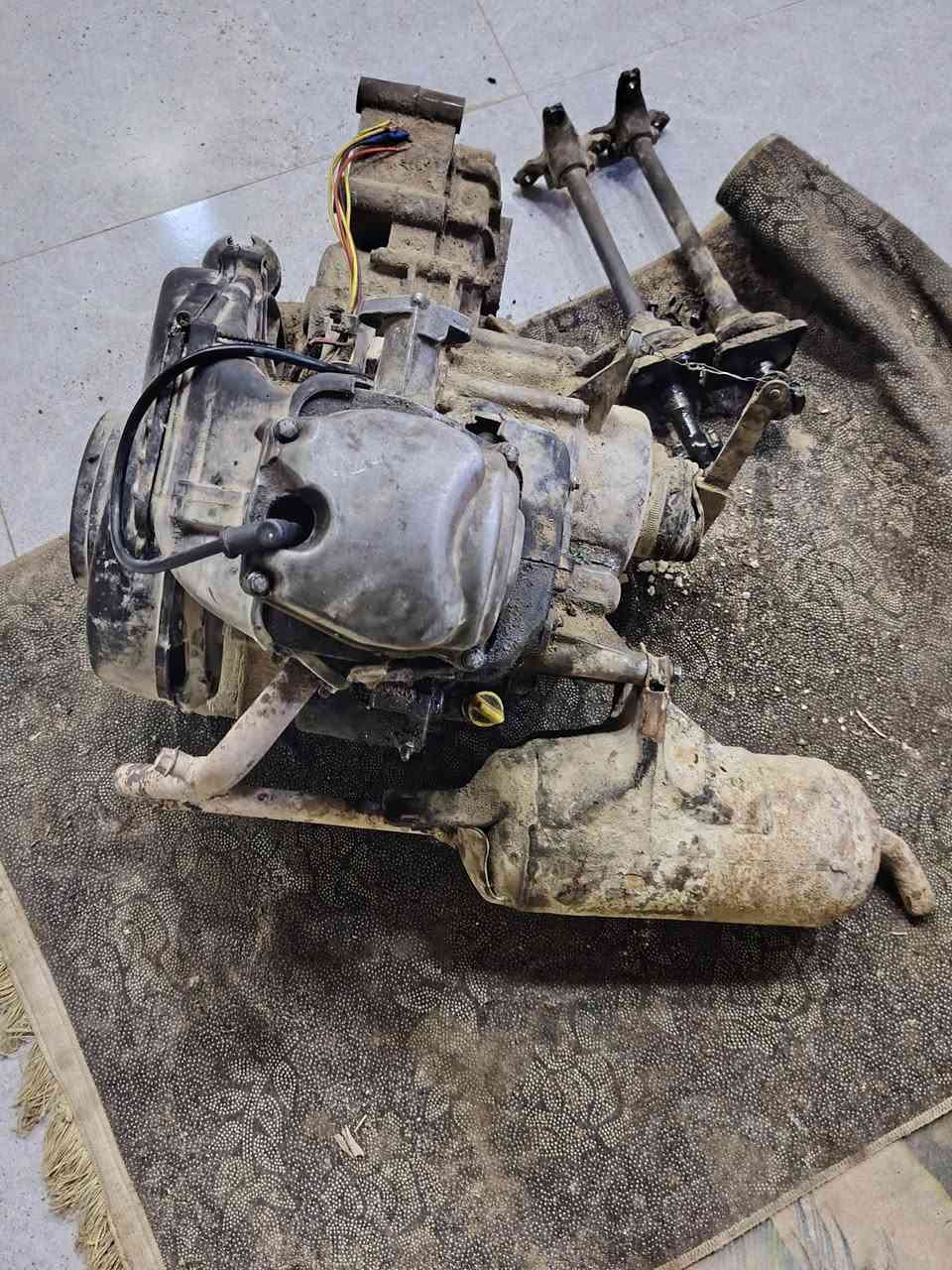 مكينة تكتك بياجو مديل 21مكينه نضيفه وشغاله العنوان بصره حمدان ***********
