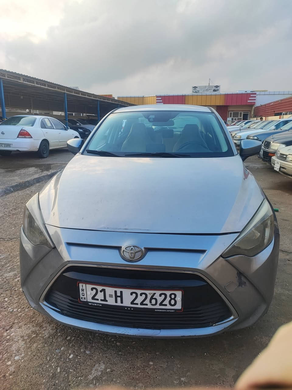 تیوتا یارس مودیل 2016 ...4صبغ بدون دواخل سعر 88بي مجال ***********
