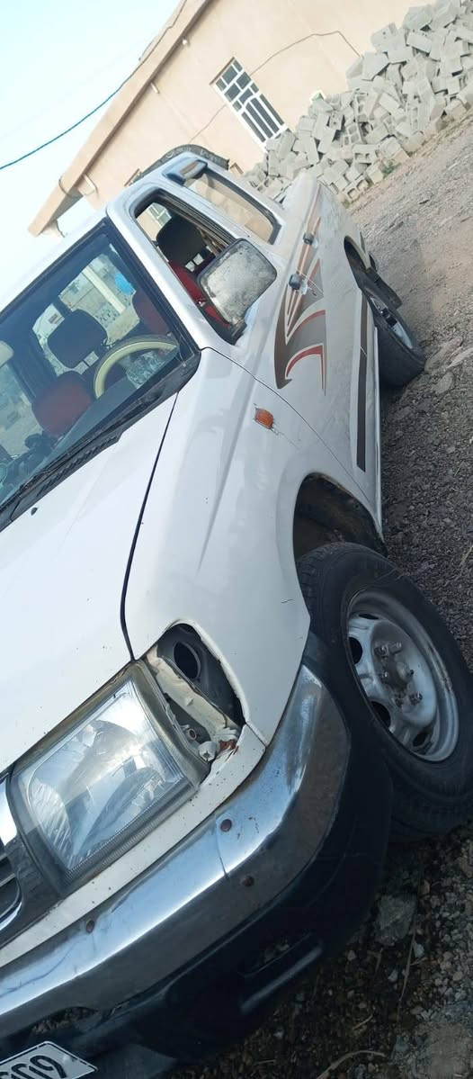 السلام عليكم ورحمة الله وبركاته
سيارة نيسان دبل قماره للبيع تجميع صيني  موديل 2013 أنبار  تحويل مباشر محرك وكير واكسل خير من الله حداديه  جديدة سياره ابلاديه ما بيها صبغ  السعر 90 $وبيها مجال المكان القطاع الزراعي الرضوانيه 
***********
***********
