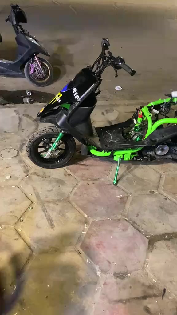 سلام عليكم ماكس عدله للبيع 
ما صارلهة شهر من تعمرت 
مكينه كفاله نزلتهة حاويه
كلجات fcs
وياله عنكبوت
تزويد خارجي كله توبو وصالنصه كذالك 
سعر الدراجه 650وبيهة مجال مكلفتني 700
بس محتاج وريد ابيعهة الدراجه تخبل 
عنواني بصره ابو الخصيب 
تواصل واتساب /‏‪***********‬‏
