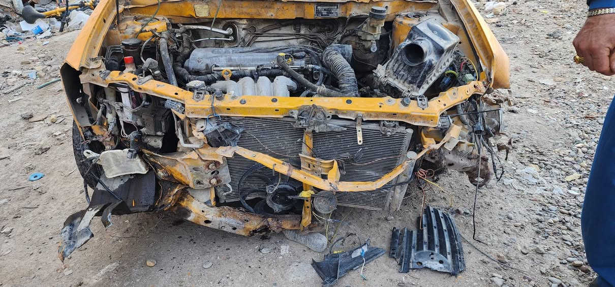 السلام عليكم جيلي موبل ٢٠١٣ رقم انكليزي ميسان سنويه لل٢٩  ابيع علا وضعه الحمد لله عدت علا خير سياره كير محرك  كورله ١٨٠٠مال حاويه بشهر ١٢ شادهن  صدر امامي جديد قاعده فيت بم جديده سياره ملكطه خياسه ومصبوغه  بغداد الشعب رقم ***********
