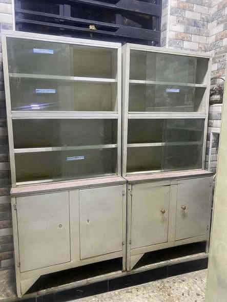 لوكرات عدد ٦
وفاترينات الامينوم عدد ٢. ***********
