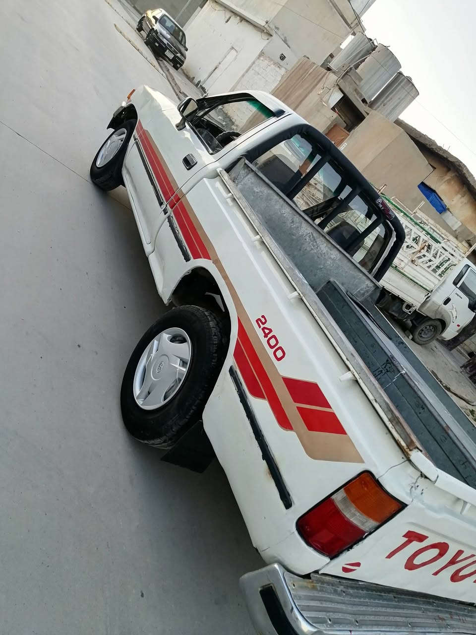 للبيع او مراوس 1989 كروسيده تبريد ثلچ رقم صلاح الدين الدولي  محرك وكير شرط شاصي شرط  بدون ضربه بيها تكحيل مكانات مكان السياره كركوك السعر 52 بيها مجال ***********
