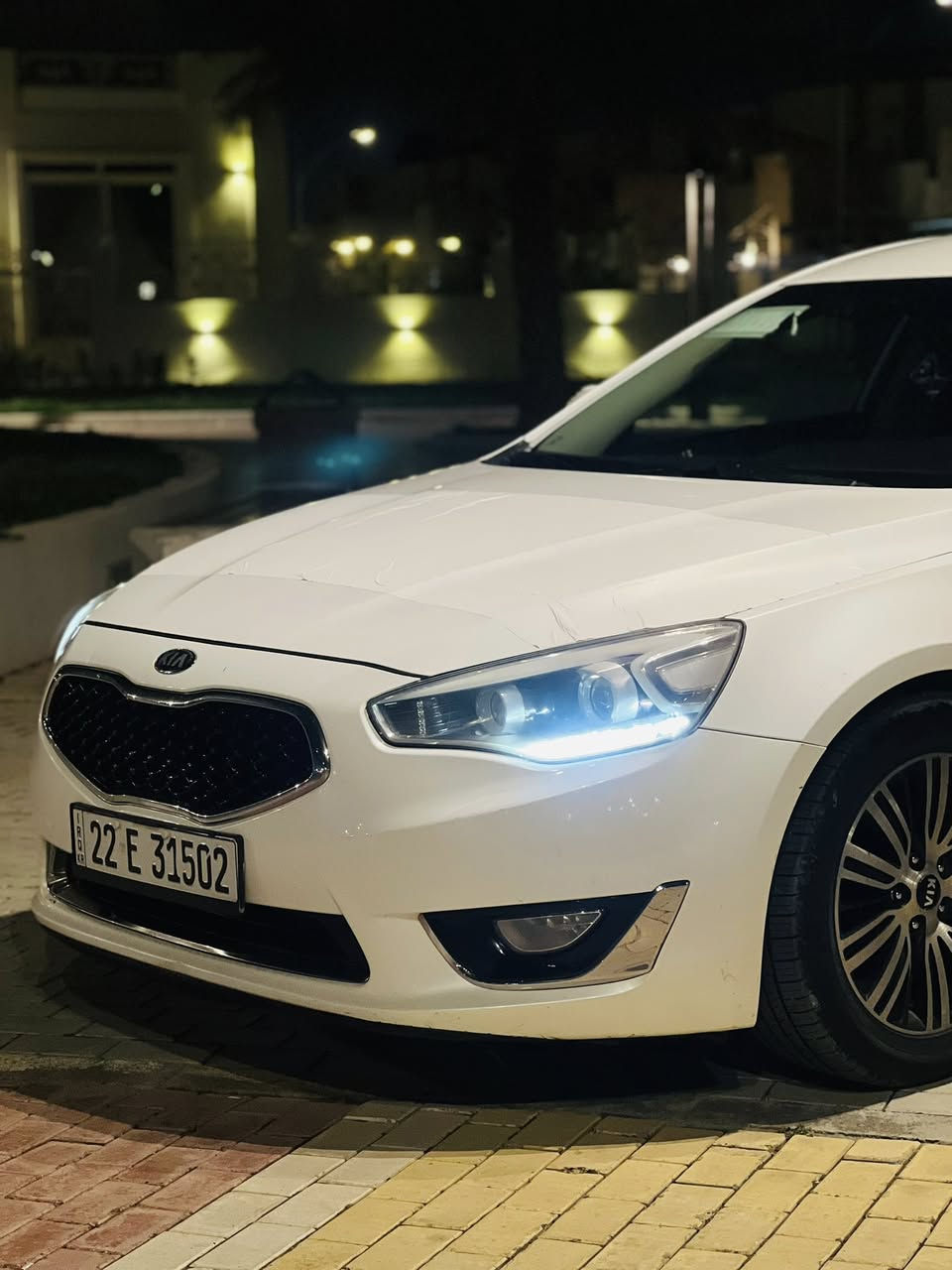 سلام عليكم كدنزه فول موصفات عده البنراما وسايد بريك مو بصمه والباقي فول الفول السياره جديده بمعنه الكلمه سياره متحتاج اي مصرف صدر جديد تخم تاير جديد دهن الكير قبل شهر بدلته ب شركه السياره مكفوله من الصبغ والبارد شرط 
موديل 2014 
رقم اربيل الجديد شرط التحويل 
موصفاتها بصمه تشغيل + ابواب 
محرك 6 سلندر شرط لا بخار ولا تنقيص 
كشن ذاكره + استيرن خزن 
تبريد قطعتين 
مري قلاب 
نضام ترحيب عند القتراب 
داخل عسلي غرفتها جديده وشركه بعدها 
لايتات زنون ناصي عالي 
برده كهرباء 
كشنات تدفئه تبريد 
تحكمات خلفي ب تجوه الوره 
السياره شرط جديده متحتاج اي مصرف 
مكاني تكريت القادسيه 
اعتذر عن الاقساط والوعده فقط بيع نقد 
السعر 140 قفل 
للستفسار ***********
ملاحضه السياره بعد احلا من الصور ومكفوله كفاله عامه حته الدعميات
